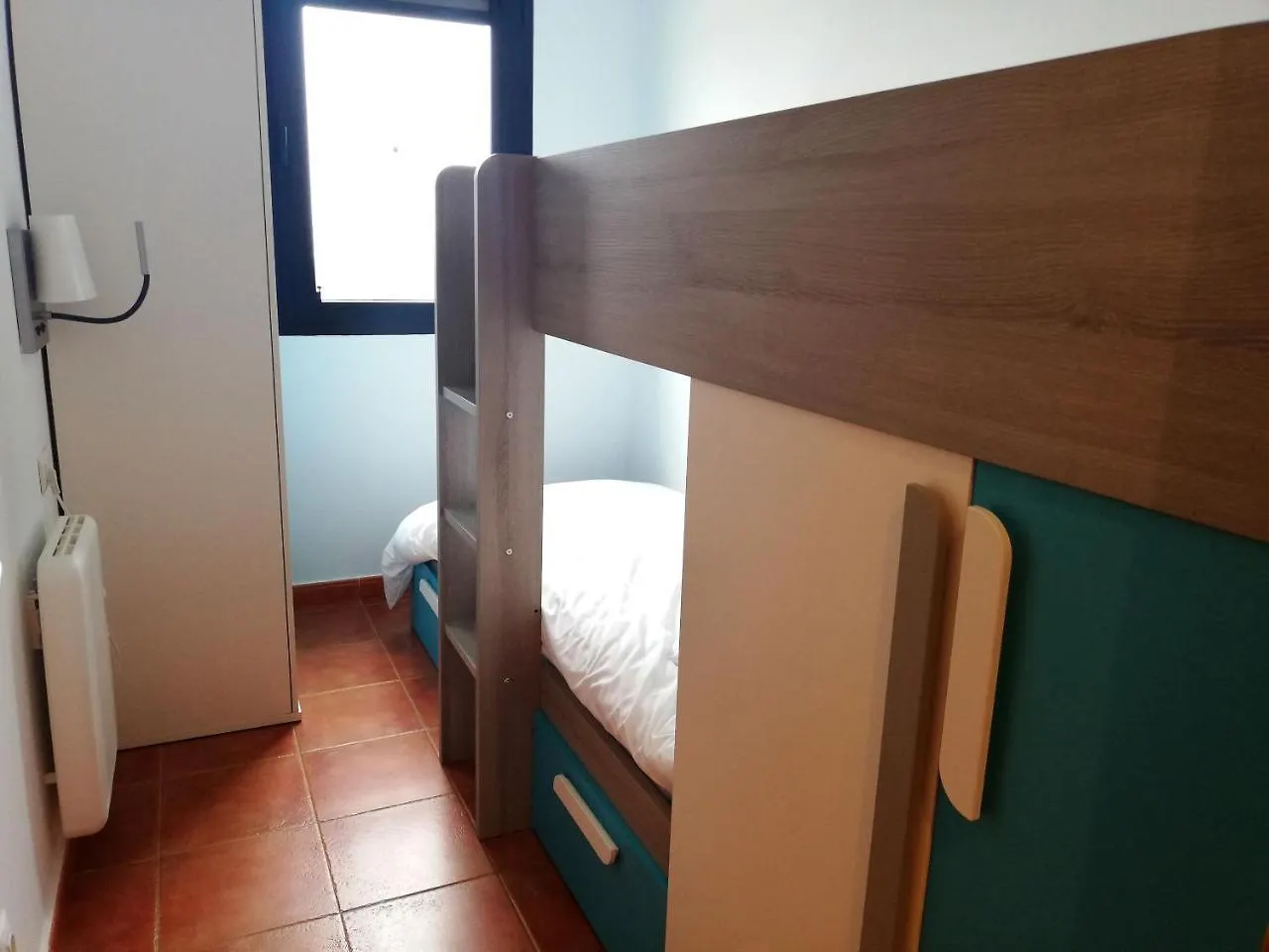 Apartamentos Surynieve edificio Monte Gorbea Sierra Nevada